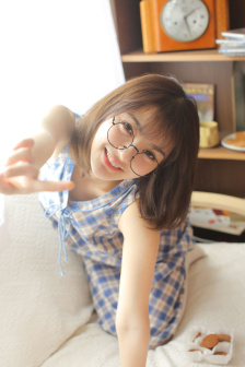 诱人的女老板2在线观看